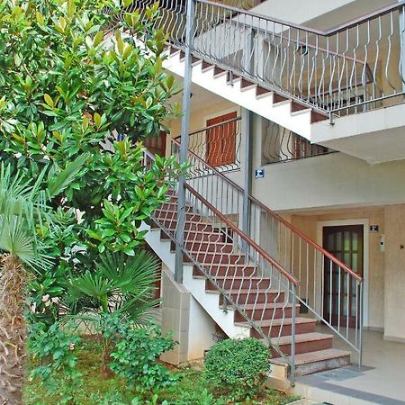 Apartment Branko With Free Parking Icici Luaran gambar